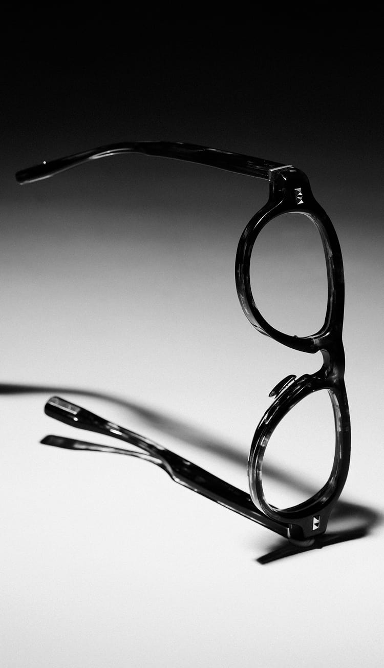 IVRIOT（イブリオット）