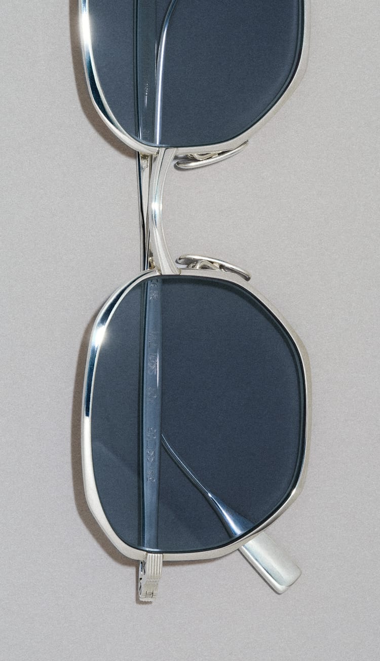 IVRIOT（イブリオット）